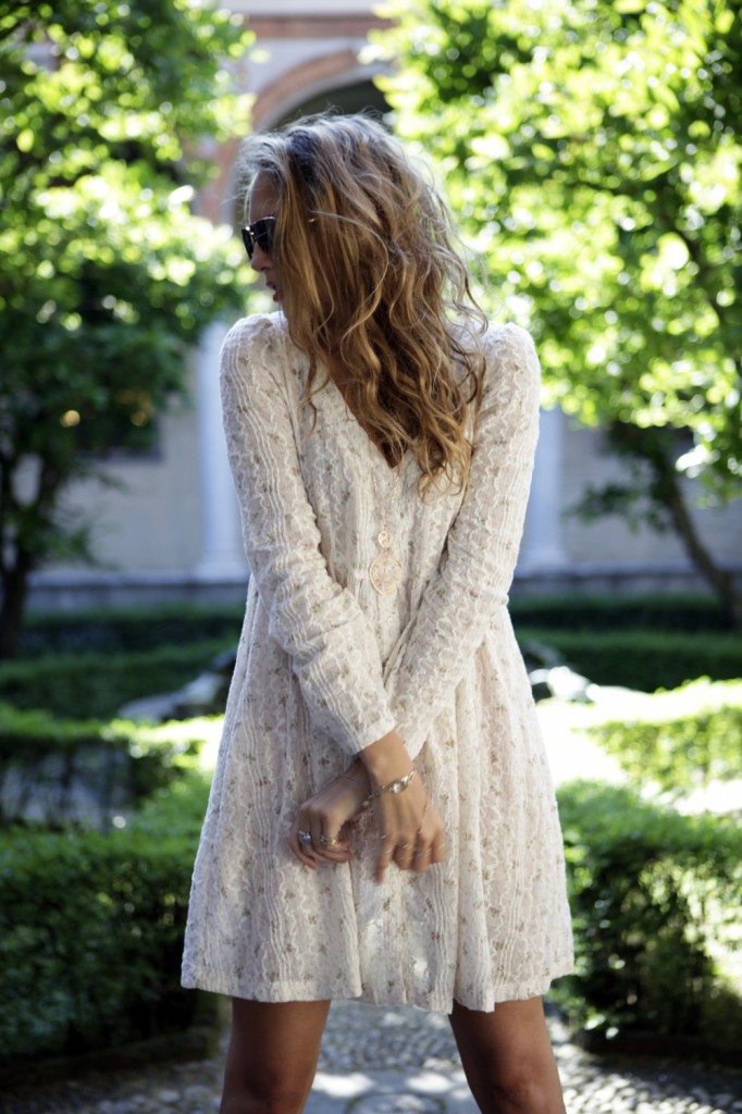 Hippie Style: How to wear a Floral Dress in Town | The Ugly Truth of V